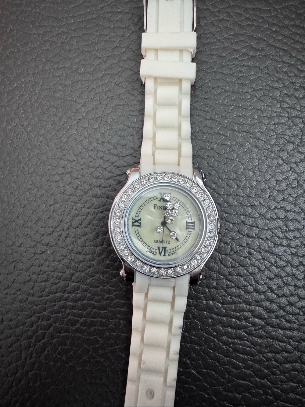 Finesse Crystal Accent white Silicone Strap Quartz Watch